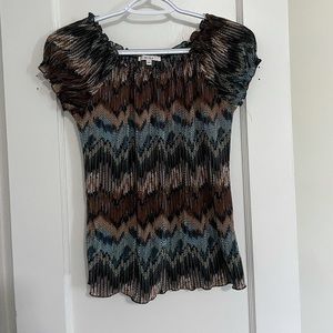 Small Multicolored Short-Sleeved Blouse